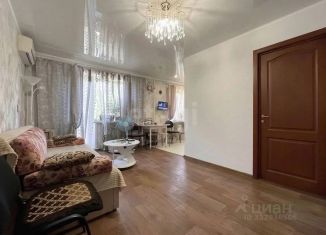 Продается 2-ком. квартира, 42 м2, Астрахань, Советский район, улица Богдана Хмельницкого, 2