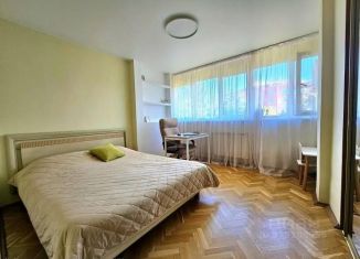 Продается 2-комнатная квартира, 50 м2, Краснодарский край, улица Пирогова, 20