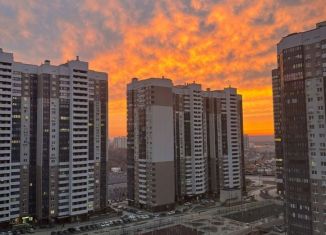 Продам трехкомнатную квартиру, 93.4 м2, Самара, метро Спортивная, проспект Карла Маркса, 200