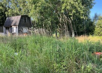 Земельный участок на продажу, 14.7 сот., деревня Порошкино, Ромашковая улица, 42
