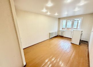 Продается 3-ком. квартира, 56 м2, Первоуральск, улица Трубников, 62