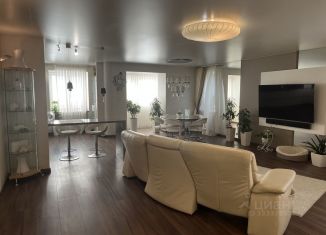 Продаю 3-ком. квартиру, 123 м2, Самарская область, проспект Карла Маркса, 17