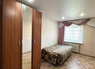 Продаю комнату, 84.2 м2, Псков, улица Гагарина, 13
