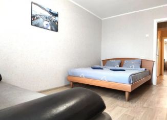 Сдам в аренду 2-ком. квартиру, 55 м2, Ярославль, улица Короленко, 30