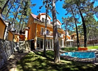 Сдаю в аренду дом, 250 м2, Крым, посёлок городского типа Советское, 6К