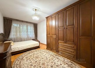 Трехкомнатная квартира на продажу, 68 м2, Кабардино-Балкария, улица Хмельницкого