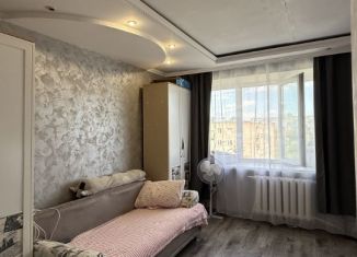 Продаю комнату, 17.6 м2, Омск, улица Декабристов, 155, Центральный округ