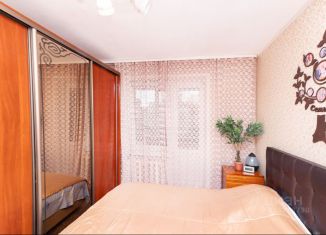 Продаю 3-комнатную квартиру, 62.2 м2, Курган, 1-й микрорайон, 25А