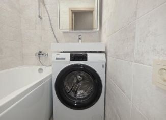 2-ком. квартира на продажу, 48.1 м2, Мурманская область, проспект Героев-Североморцев, 76к2