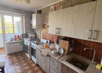 Продается 2-ком. квартира, 47.7 м2, село Чеботарка, Школьная улица, 3