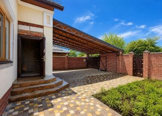 Продам дом, 250 м2, Краснодарский край, улица Олега Кошевого, 85