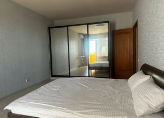 Сдам в аренду 2-ком. квартиру, 80 м2, Белгородская область, микрорайон Степной, 22
