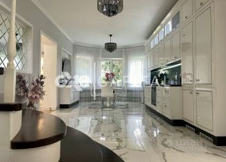 Сдам в аренду дом, 550 м2, поселок Горки-2