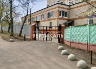 Продам машиноместо, 15.1 м2, Москва, улица Константинова, 13