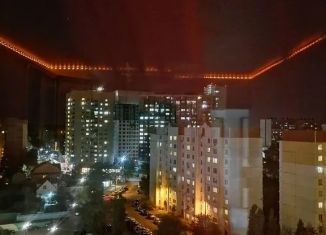 Сдаю 1-ком. квартиру, 40 м2, Воронежская область, улица Суворова, 122Б