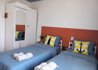 Сдам в аренду 3-комнатную квартиру, 56 м2, Ижевск, улица Карла Маркса, 438