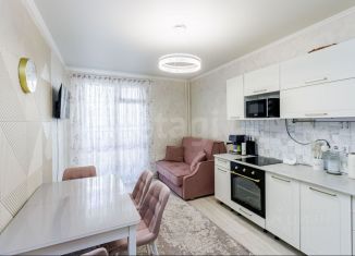 Продам 3-ком. квартиру, 82.5 м2, Тюмень, Ледниковый проезд, 2, ЖК Гармония