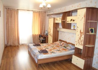 3-ком. квартира в аренду, 96 м2, Волгоградская область, улица Тулака, 1А