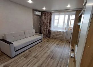 Сдается 1-ком. квартира, 38 м2, Волгоград, улица Вучетича, 5А, Красноармейский район