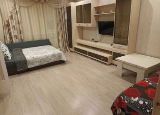 Сдается в аренду 2-комнатная квартира, 65 м2, Калуга, Молодёжная улица, 43