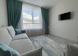 Сдам в аренду 2-ком. квартиру, 70 м2, Крым, улица Блюхера, 19