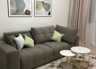 Сдается в аренду 2-комнатная квартира, 51 м2, Апатиты, улица Строителей, 101