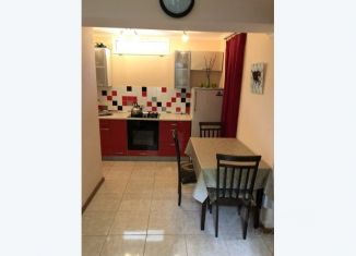 Сдам в аренду дом, 80 м2, Евпатория, улица Кирова, 18