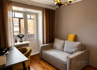 Продается 4-комнатная квартира, 127.7 м2, Томская область, улица Яковлева, 2
