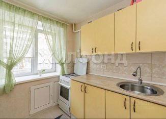Продаю 3-комнатную квартиру, 51 м2, Томск, улица Карла Маркса, 40, Ленинский район