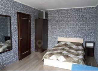 Сдаю 1-комнатную квартиру, 30 м2, Крым, бульвар Старшинова, 4