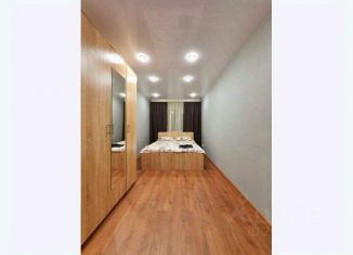 Сдается двухкомнатная квартира, 50 м2, Мурманск, проспект Кирова, 60