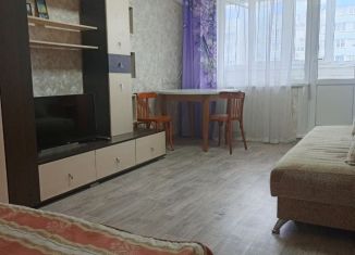 Продаю однокомнатную квартиру, 33.2 м2, Тольятти, Автозаводский район, Тополиная улица, 52