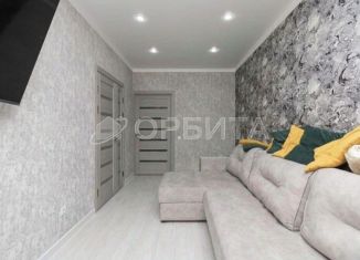 Продаю 2-ком. квартиру, 54 м2, Тюмень, улица Василия Севергина, 2к2