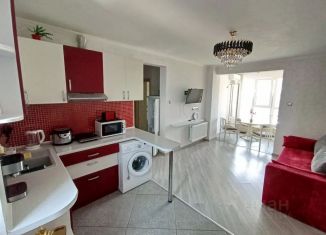 Сдам в аренду двухкомнатную квартиру, 49 м2, Крым, улица Сеченова, 21/31к2