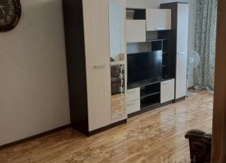 Сдается двухкомнатная квартира, 43 м2, Хабаровский край, 2-й микрорайон, 20