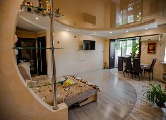 Аренда 2-ком. квартиры, 48 м2, Феодосия, улица Федько, 34