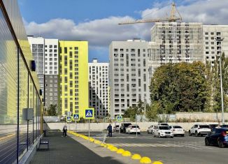 Продается 2-ком. квартира, 65 м2, Курск
