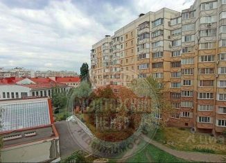 Продается 3-ком. квартира, 71.5 м2, Белгород, улица Будённого, 14Б, Западный округ