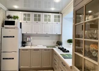 Сдается 3-комнатная квартира, 44 м2, Орск, проспект Ленина, 19