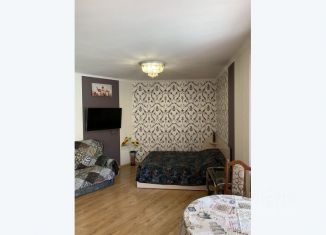 Сдам 1-ком. квартиру, 30 м2, Ялта, улица Рузвельта, 6