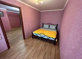 Сдаю в аренду двухкомнатную квартиру, 47 м2, Омск, проспект Карла Маркса, 29А