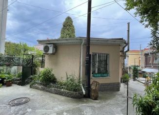 Сдам в аренду дом, 60 м2, Ялта, улица Дражинского, 23