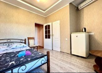 Сдам 1-комнатную квартиру, 25 м2, Ялта, улица Куйбышева, 10
