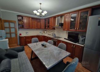 Продам 4-комнатную квартиру, 107.6 м2, Старый Оскол, микрорайон Королёва, 38