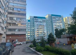 Продается 1-ком. квартира, 60 м2, Самара, метро Алабинская, улица Чкалова, 72
