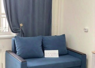 Сдаю в аренду 1-комнатную квартиру, 45 м2, Волгоград, Дзержинский район, улица Константина Симонова, 2