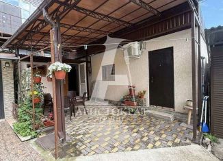Продажа трехкомнатной квартиры, 71 м2, Пятигорск, проспект Кирова, 23