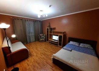 Сдам в аренду 1-ком. квартиру, 37 м2, Республика Башкортостан, улица Мустая Карима, 28