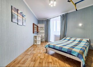 3-комнатная квартира в аренду, 82 м2, Омская область, улица Маяковского, 97