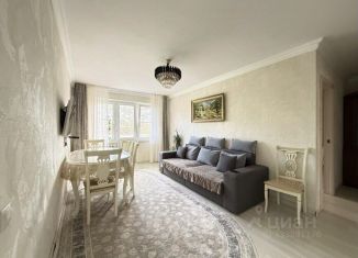 Продам трехкомнатную квартиру, 57 м2, Нальчик, улица Хмельницкого, район Богданка